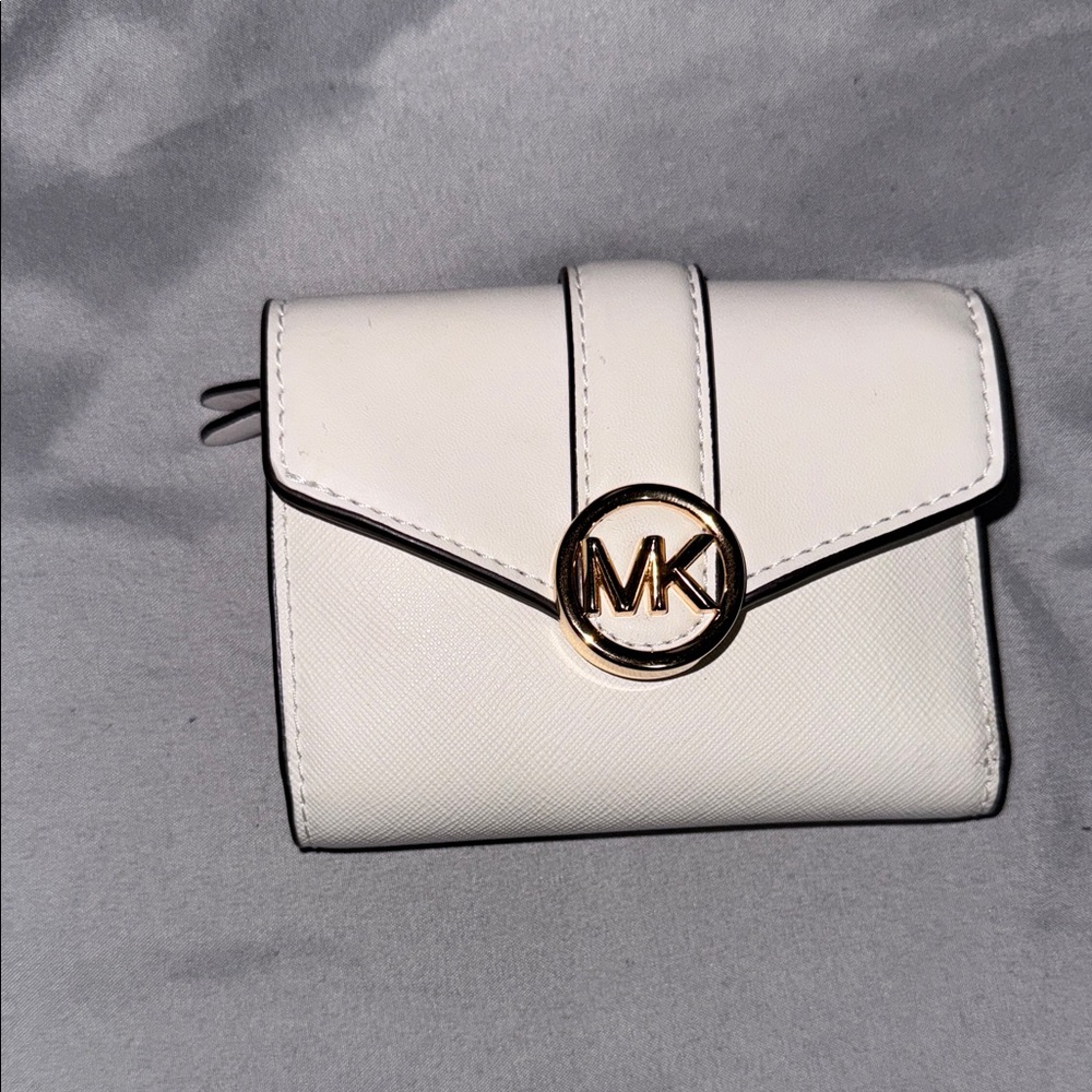 Michael Kors White Wallet with Gold Accent NWOT